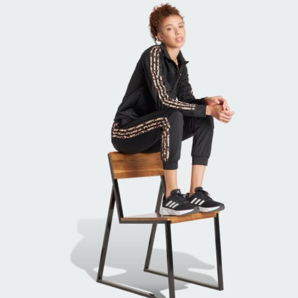 New jogging set